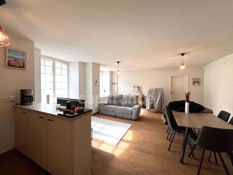 Appartement à COGNAC