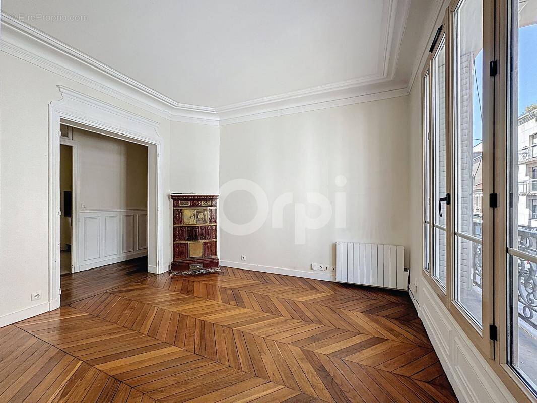 Appartement à LE PERREUX-SUR-MARNE