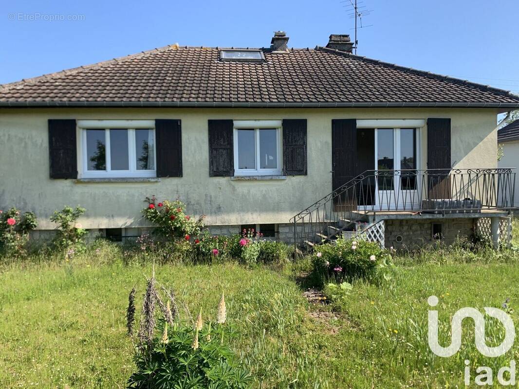 Photo 1 - Maison à CREPY-EN-VALOIS