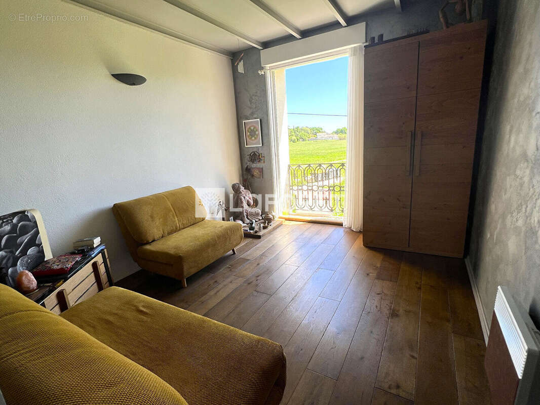Appartement à LATTES