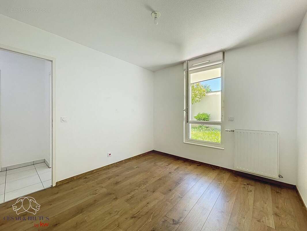 Appartement à SATHONAY-CAMP