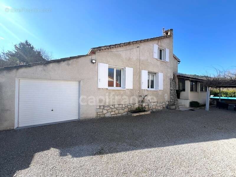 Maison à CERESTE