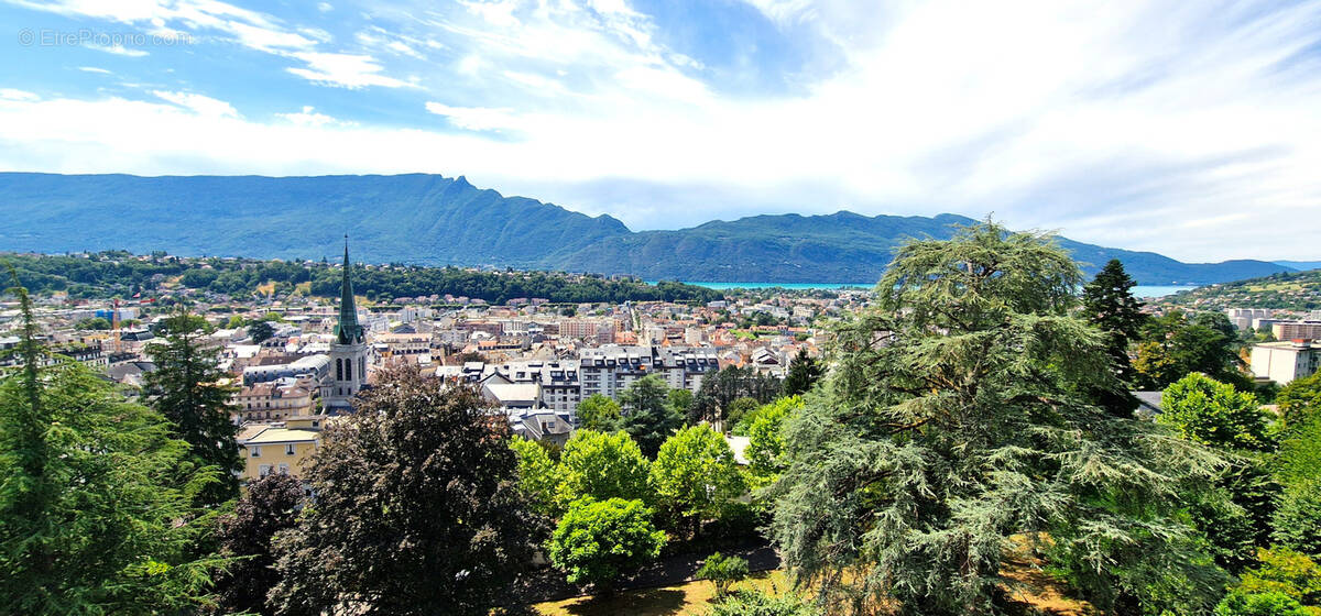 Appartement à AIX-LES-BAINS