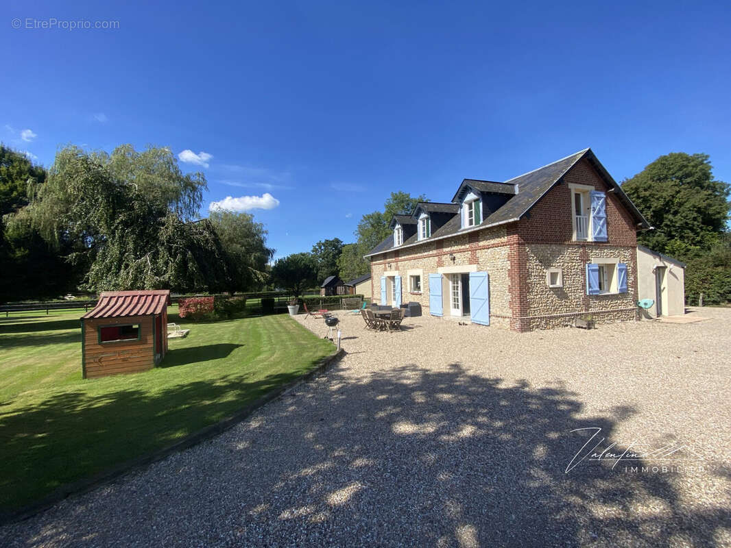 Maison à PONT-L&#039;EVEQUE