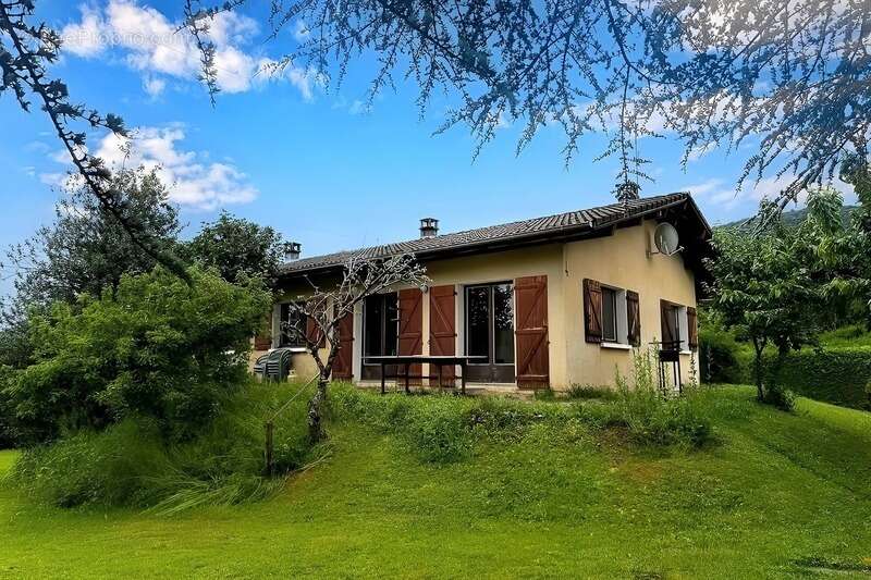 Maison à QUINTAL
