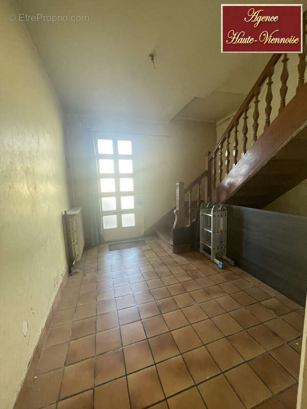 Maison à CHATEAUNEUF-LA-FORET