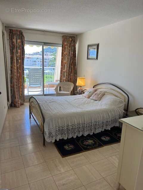 Appartement à MANDELIEU-LA-NAPOULE