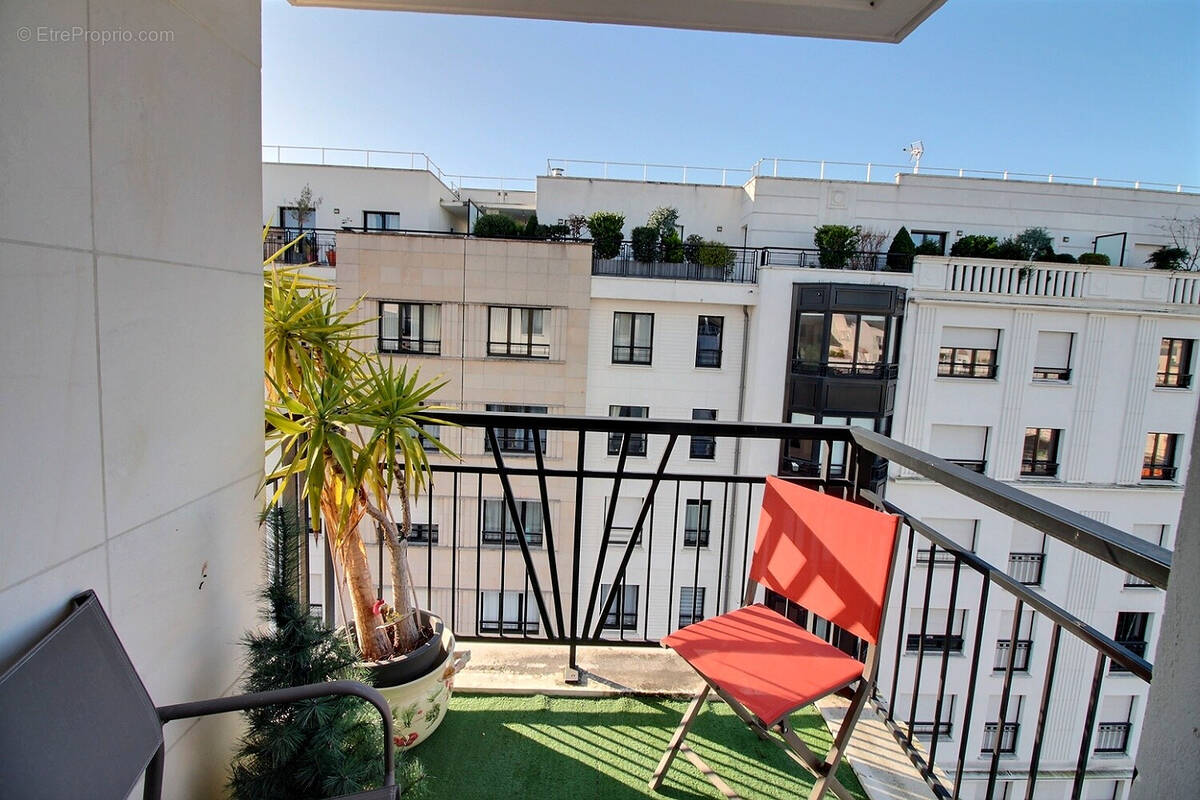 Appartement à SURESNES