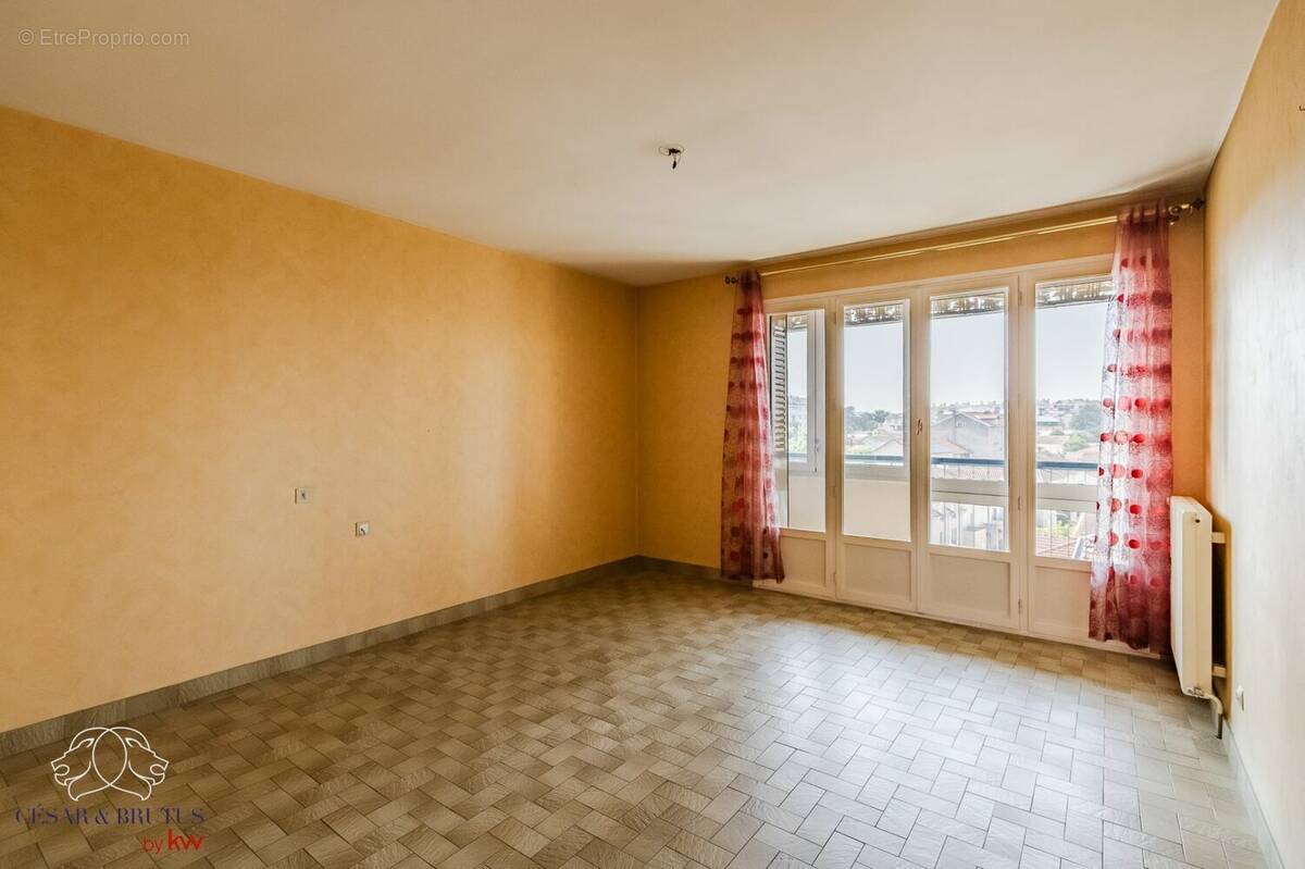 Appartement à LYON-3E