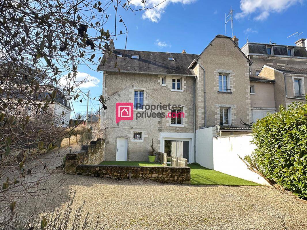 Maison à CHINON