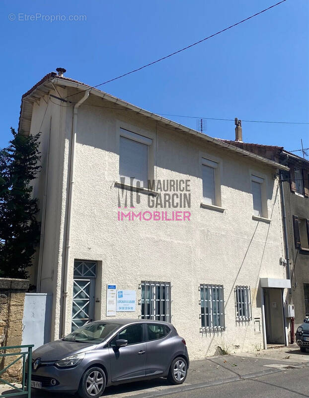 Appartement à SORGUES