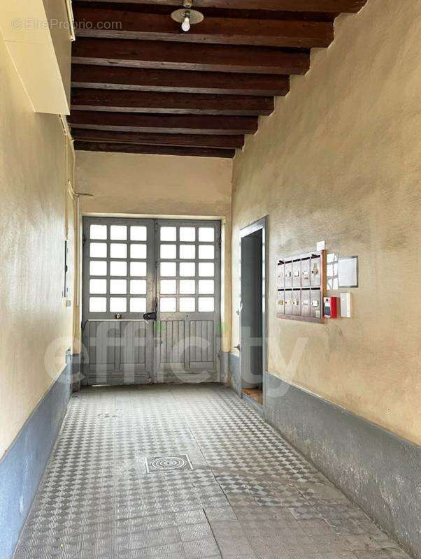 Appartement à TASSIN-LA-DEMI-LUNE