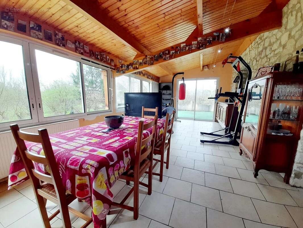 Maison à ISSIGEAC