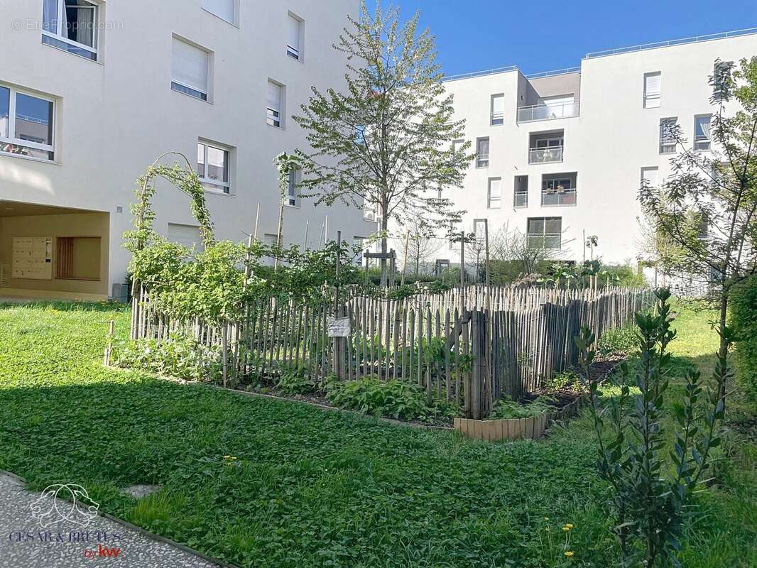 Appartement à VAULX-EN-VELIN