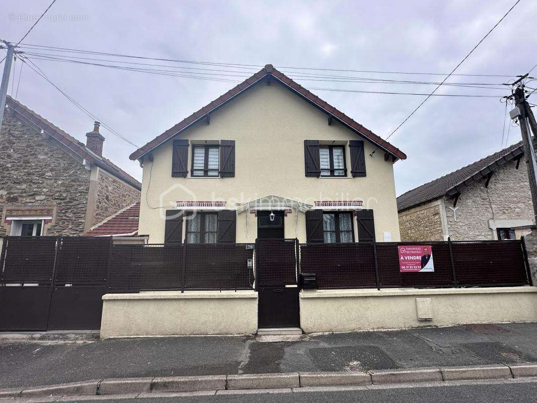 Maison à MELUN