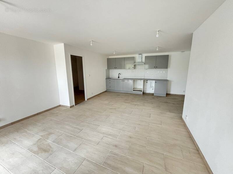 Appartement à LA FERTE-SOUS-JOUARRE