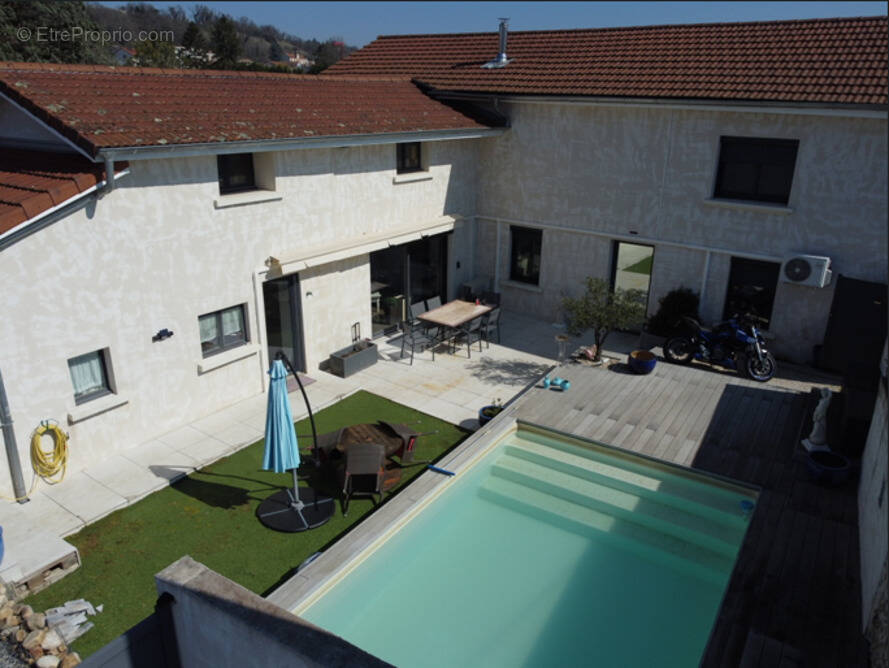 Maison à CHANAS
