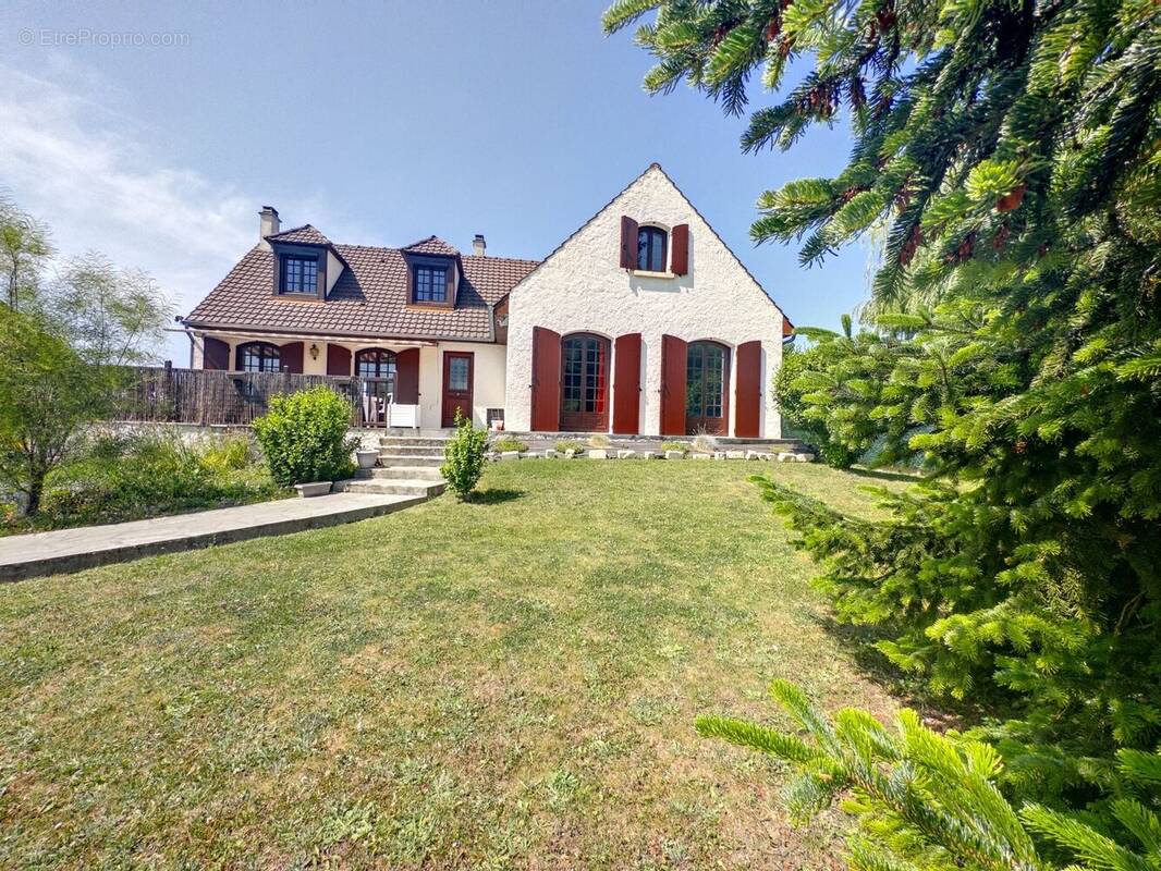 Maison à MAULE