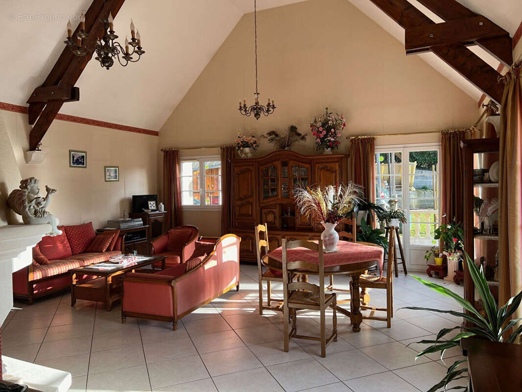 Maison à ROCHECORBON