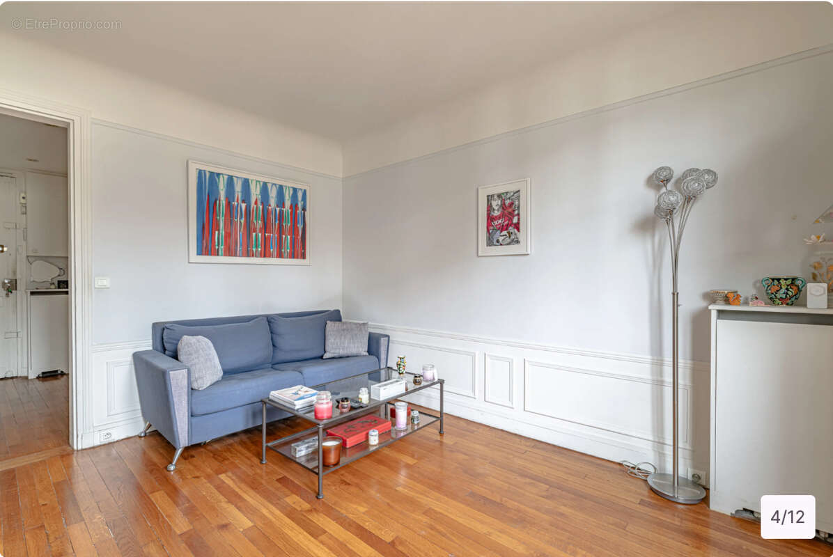 Appartement à PARIS-16E