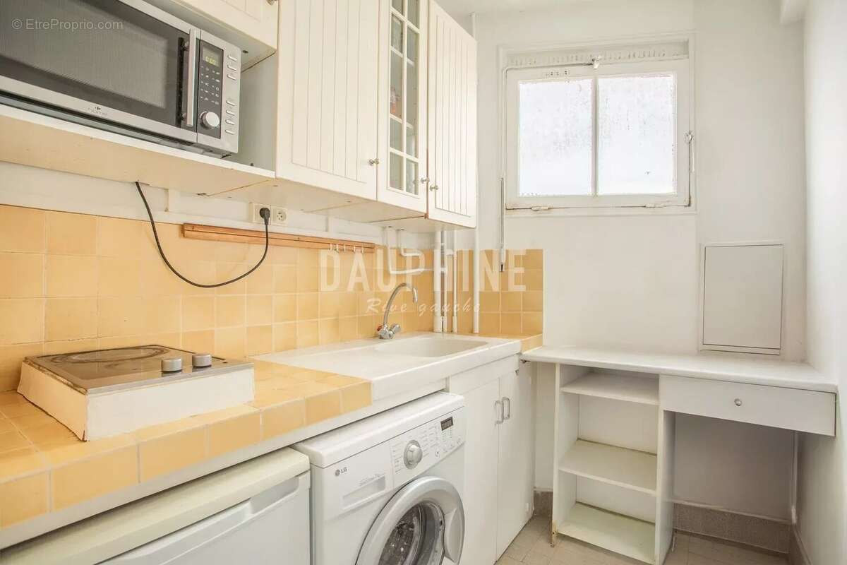 Appartement à PARIS-6E