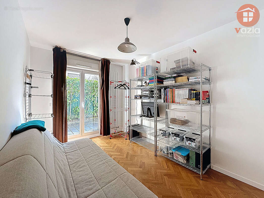 Appartement à SURESNES