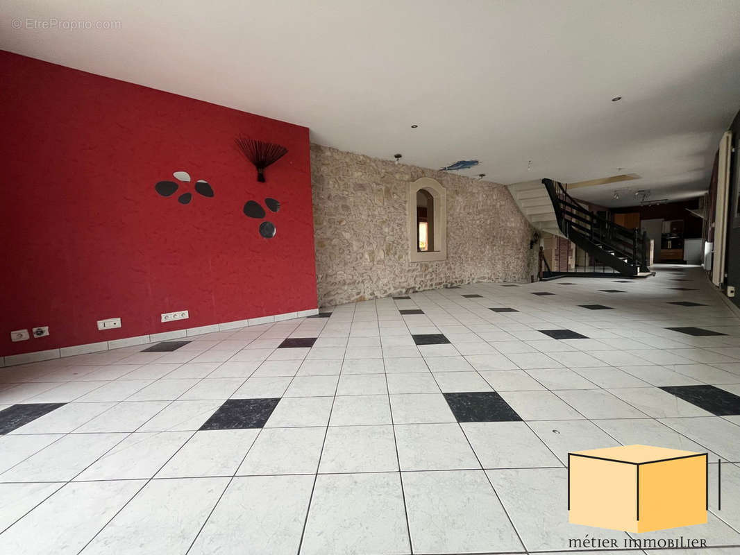 Appartement à ARTEMARE