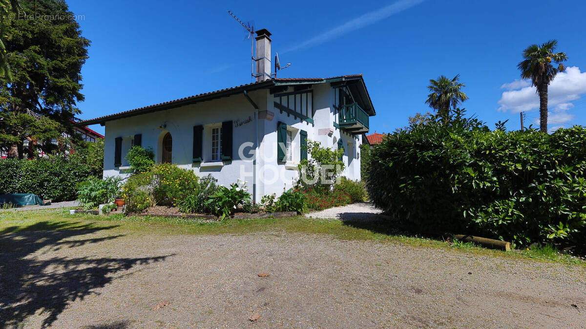 Maison à CAMBO-LES-BAINS
