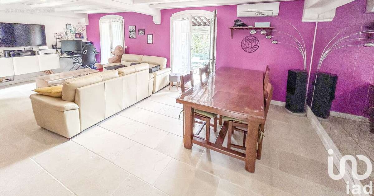 Photo 2 - Maison à ROQUEBRUNE-SUR-ARGENS
