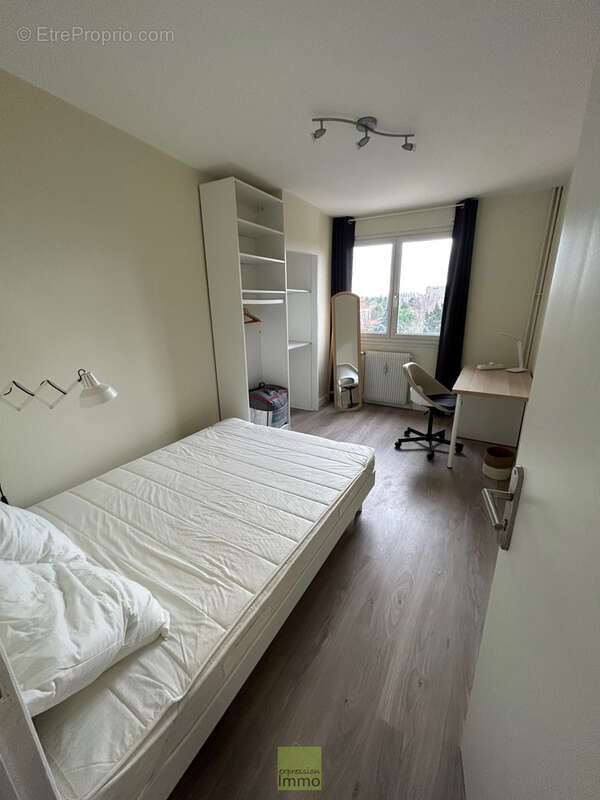 Appartement à BRON