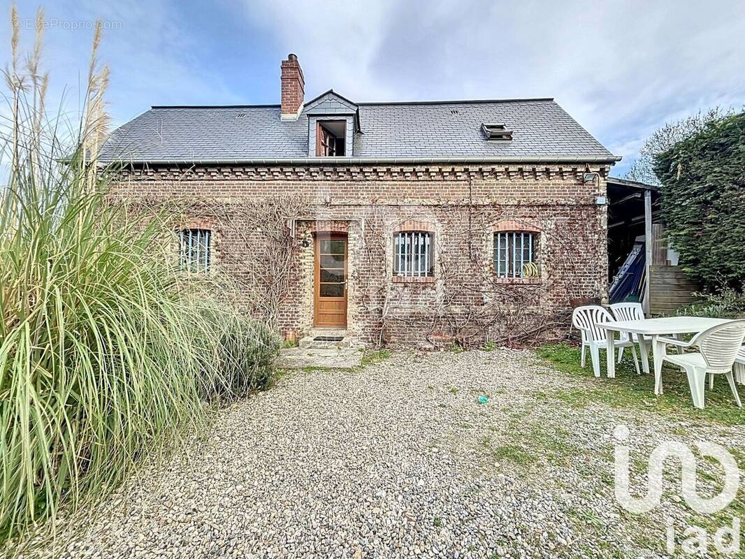 Photo 1 - Maison à GREGES