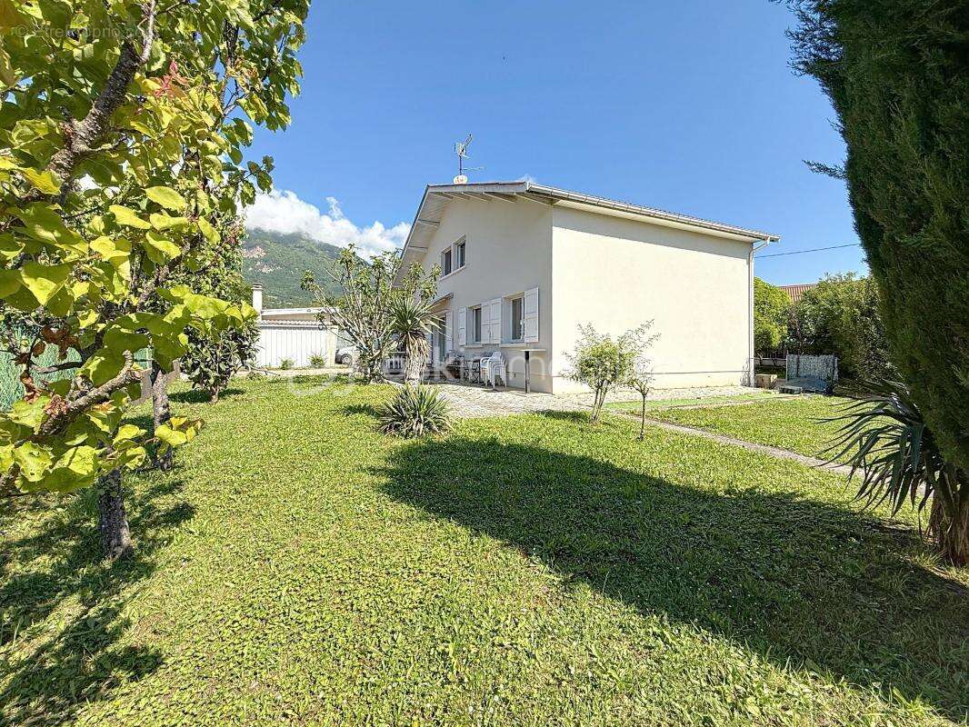 Maison à CLAIX