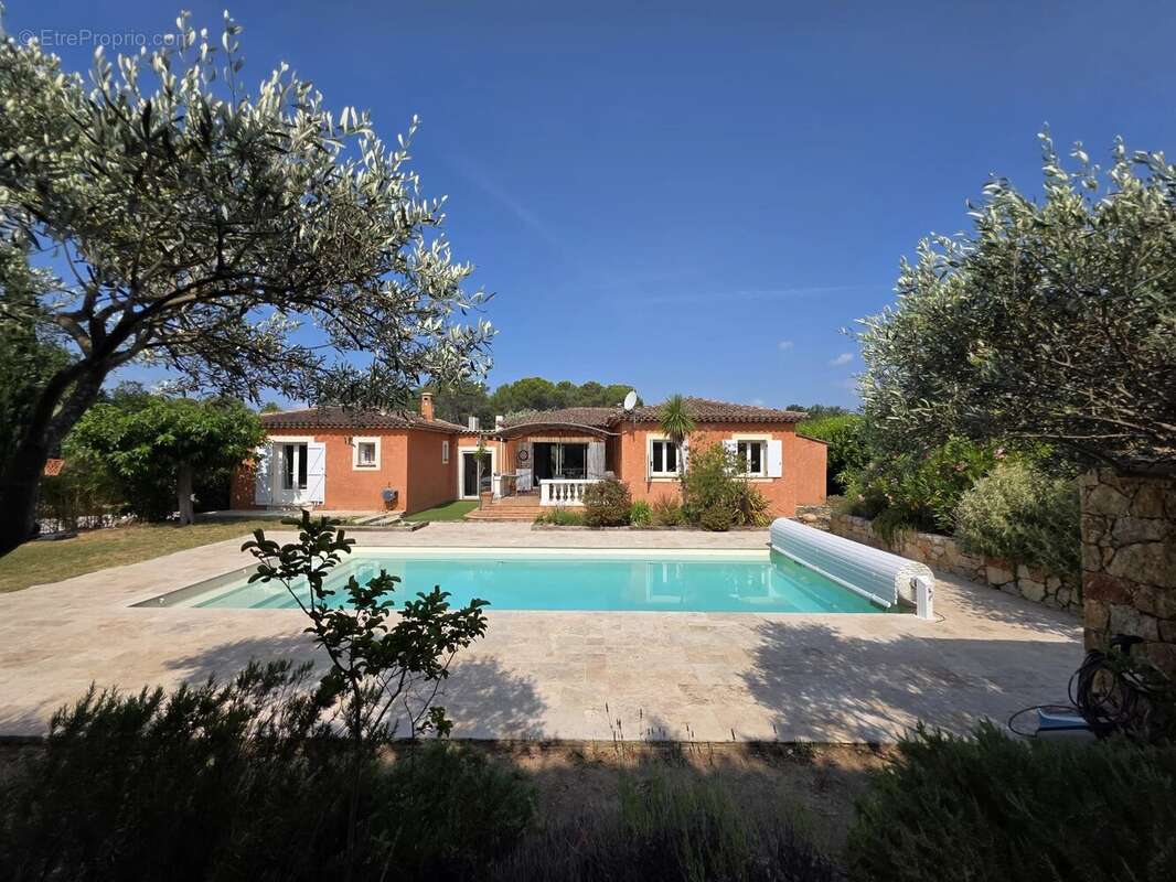 Maison à LORGUES
