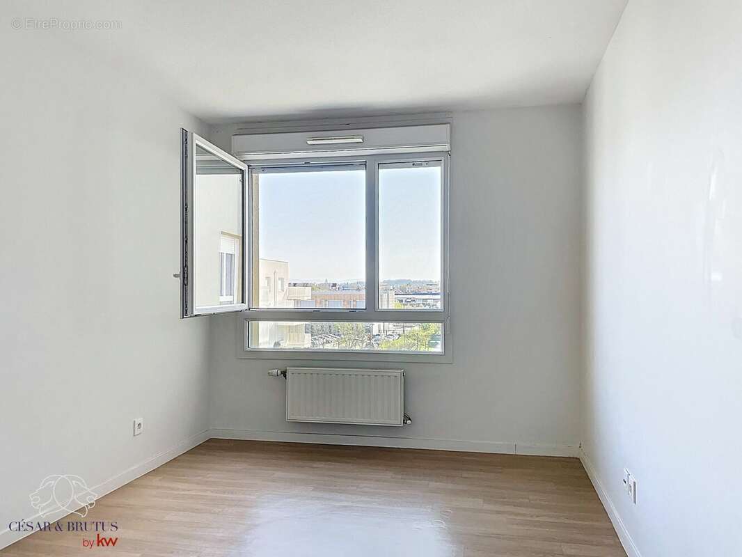 Appartement à VAULX-EN-VELIN