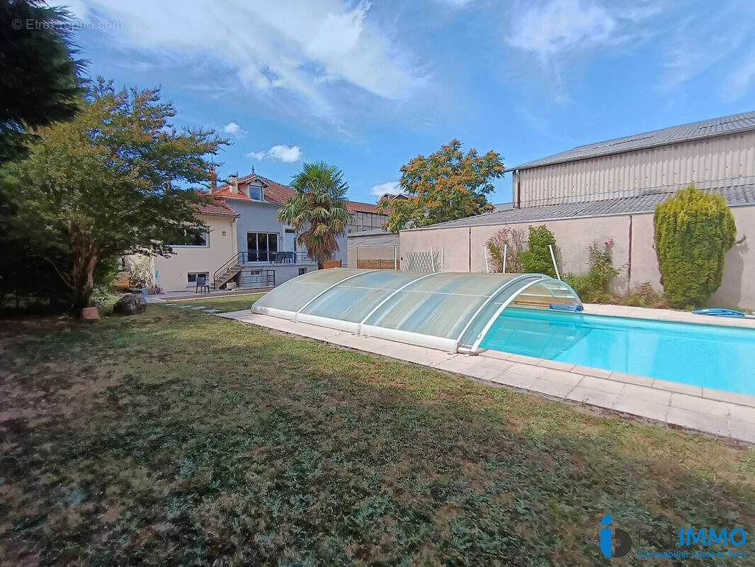 Maison à AUSSILLON