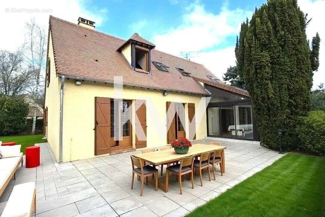 Maison à MAUREPAS