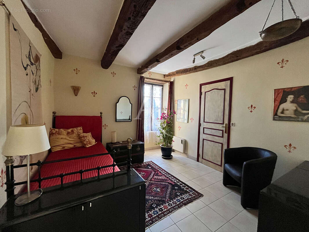 Maison à PRAYSSAC