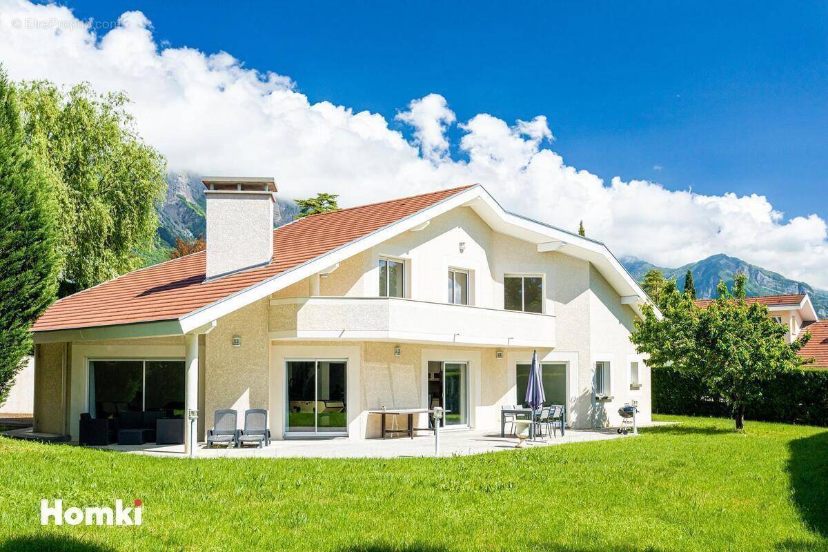 Appartement à MONTBONNOT-SAINT-MARTIN