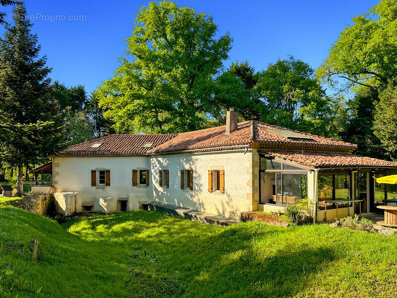 Maison à EAUZE
