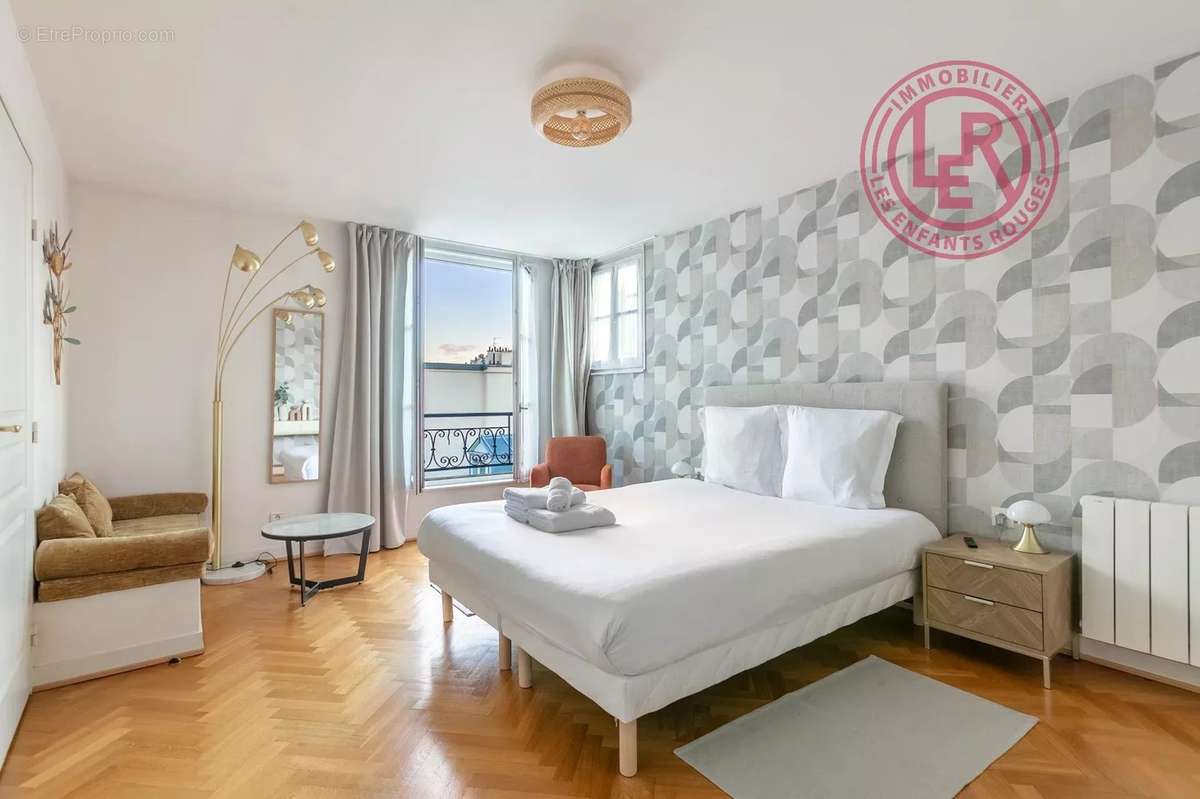 Appartement à PARIS-3E