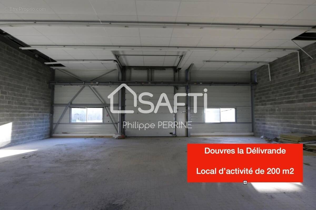Photo 1 - Commerce à COURSEULLES-SUR-MER