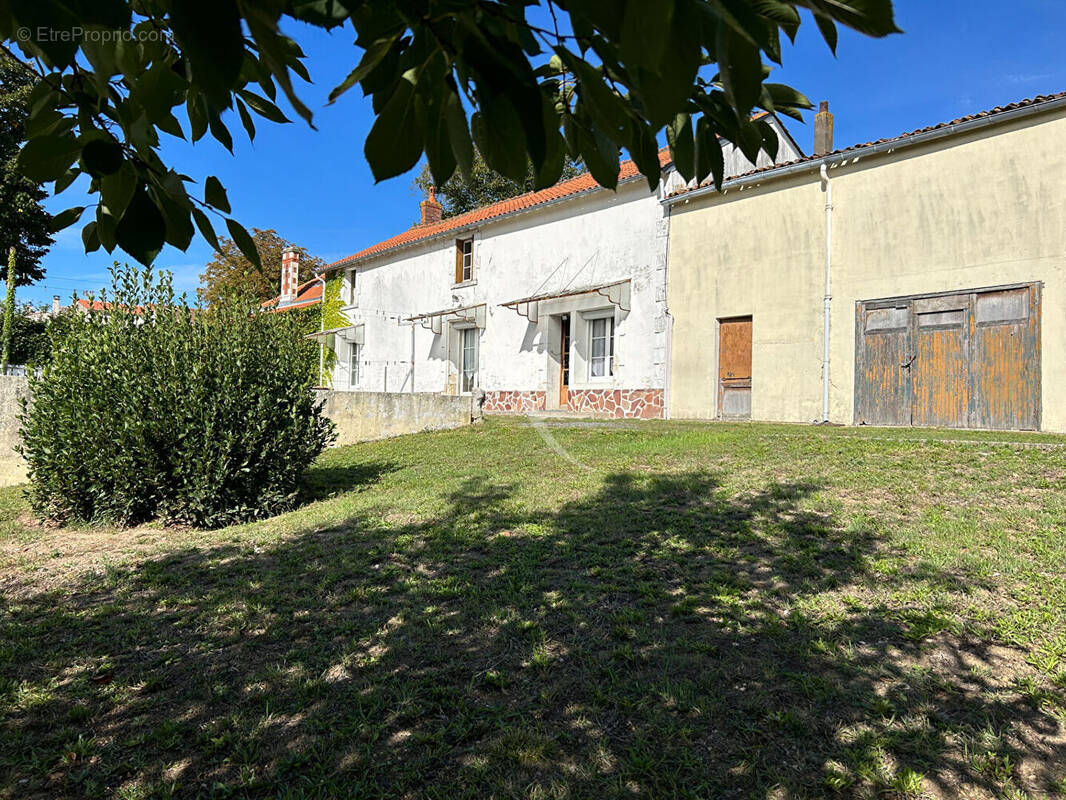 Maison à L&#039;ILE-D&#039;ELLE