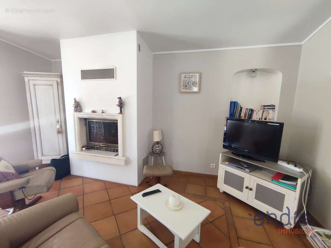 Maison à LORGUES