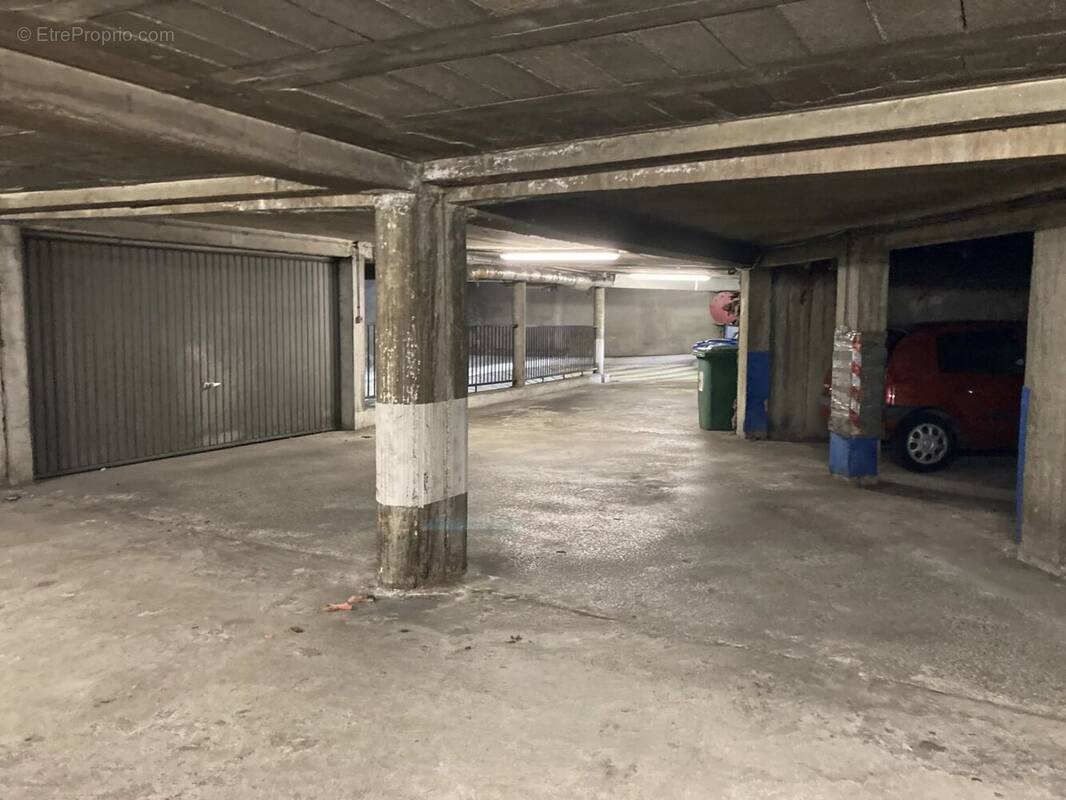 Parking à LIMOGES