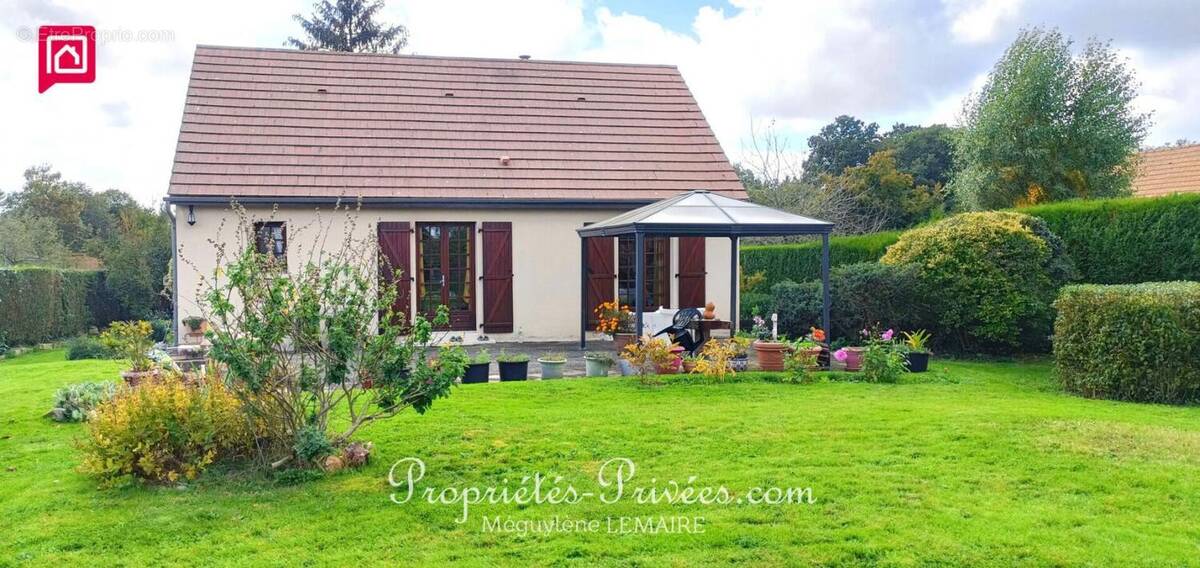 Maison à DAMVILLE