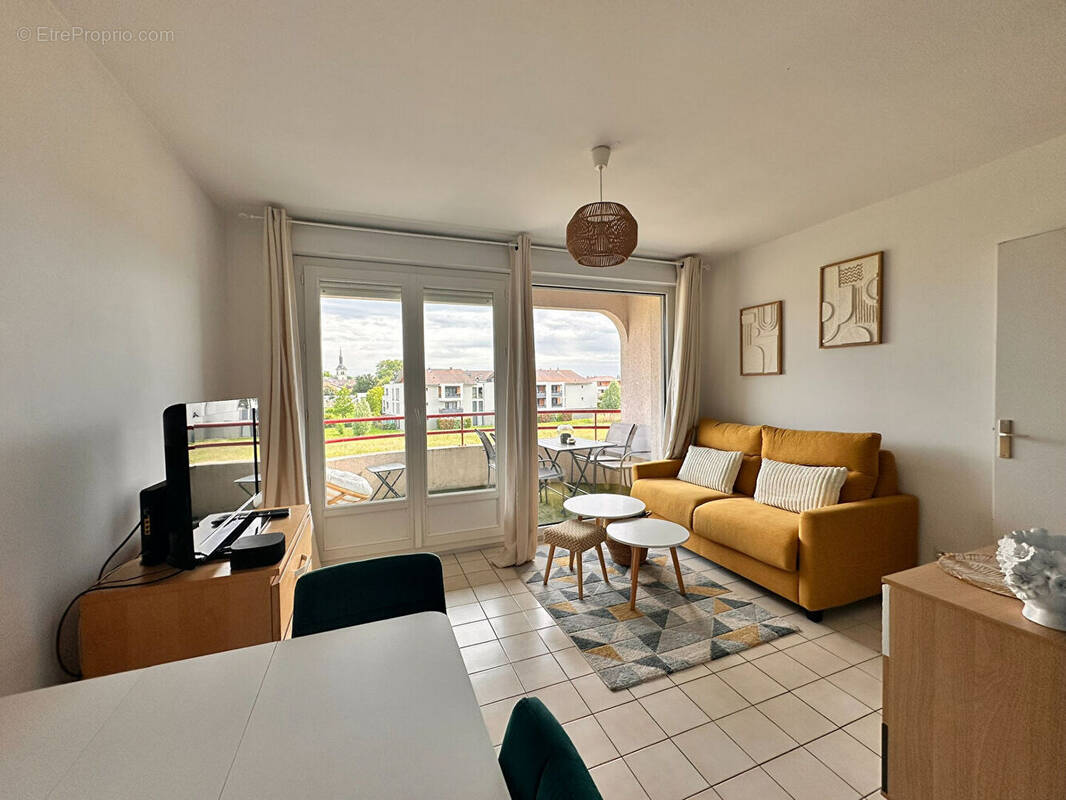 Appartement à DOUVAINE