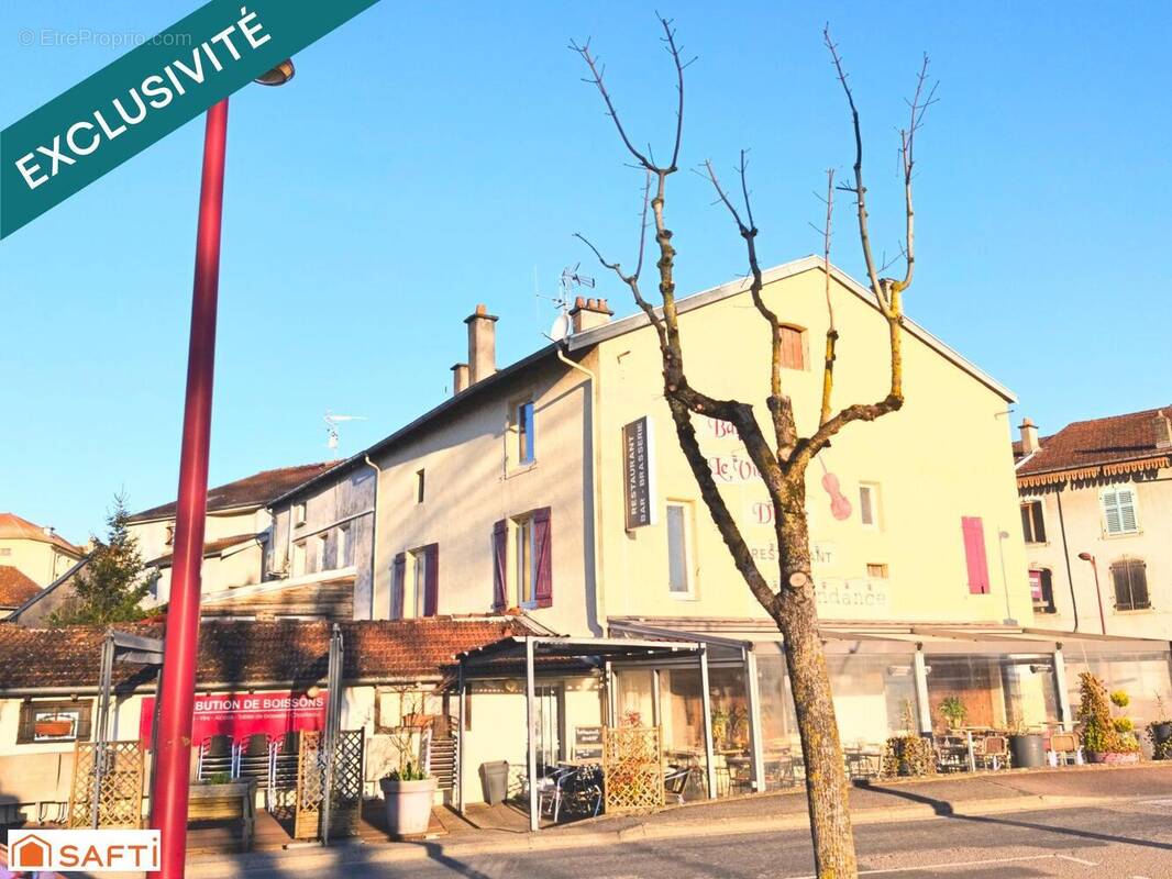 Photo 1 - Commerce à MIRECOURT