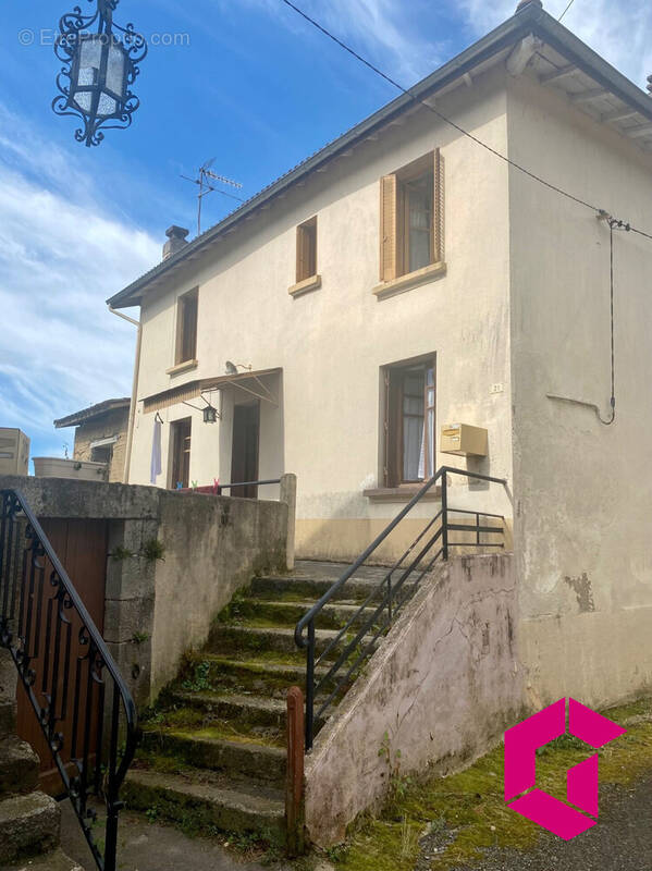 Maison à AUBUSSON-D&#039;AUVERGNE
