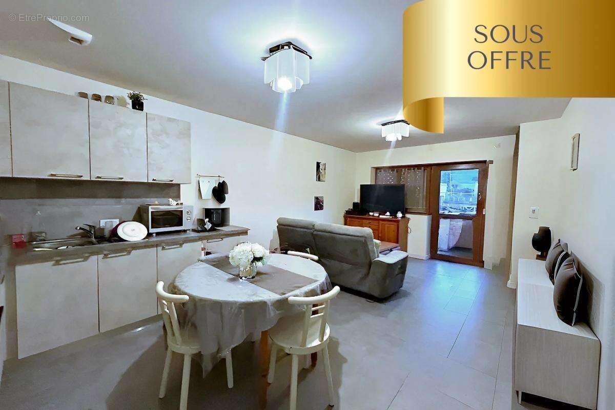 Appartement à SAINT-PIERRE-EN-FAUCIGNY
