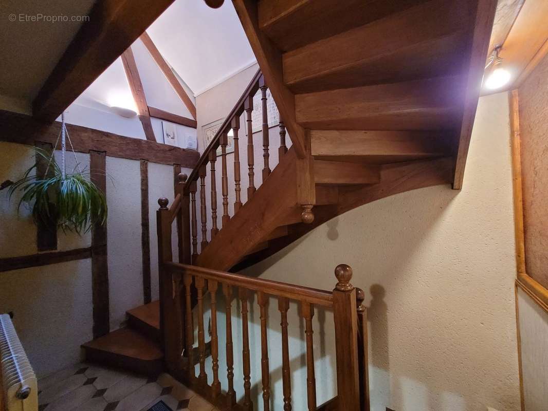 Maison à THIRON-GARDAIS